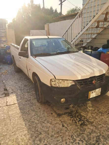 سلام عليكم سيارة اريدو حمل موديل ١٦ سيارة نضيفة رقم بغداد رقم الهاتف ***********
