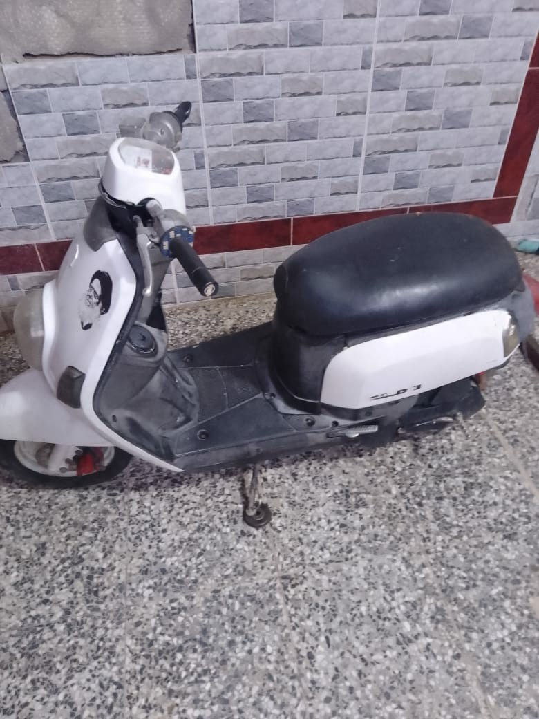 السلام عليكم دراجه بوليس للبيع سعره  ٤٠٠ الف  ***********
