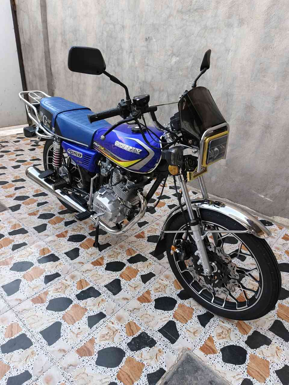 دراجه نضيفه كلش موديل 24 ورقه منفيس وياهة بصمه وياهة مابيهة اي شي السعر 775 وبي مجال قليل كلش مكاني الرمادي التأميم رقمي ***********
