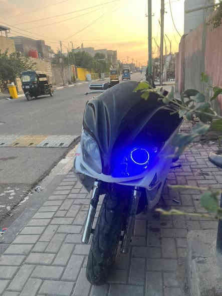 سلام عليكم ورحمة الله وبركاته. دراجه فورزه صفر 9دراجه انطي ضمان بالمكينه شرط ماساحكه ونطي ضمان بالجويتر والكهربائيات الدراجه مسوي ادامه كلجات جددد وقايش وفيتبم ونوزل. دراجه ماناقصها شي. زائد تزويد دبلات خلفي نيكل تجي ان الجك. زائد وجه بومه وياها وجها الاصلي ولقود ايضن.. الدراجه اوراقها كاملها كبل تروح ترقم. الدراجه ماناقصها شي. ابد بس بيها ملاحضات بالكفر. السعر المطلوب، 950وبيها مجال قليل. لان اريد اسافر الدراجه نضيفه الرقم ***********
