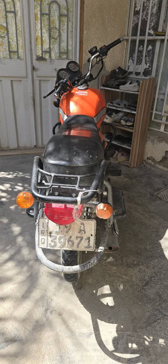 سلام عليكم من رخصت صاحب الكروب دراجه دايوان لبيع موديل 23 رقم نكليزي سنويه دراجه مابيها نقص شغل وطلع وين ما يعجبك فول مواصفات مالكها شرعي بغداد واجهك وياه وتروح داور مكانها نجف السعر 1900 وبيها مجال رقمي ***********@
