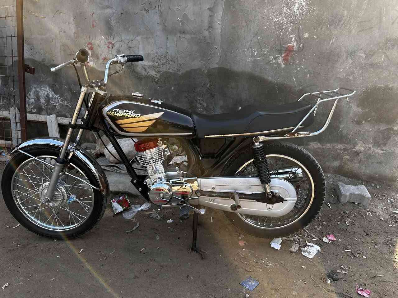 السلام وعليكم دراجة أيراني للبيع محرك جديد صارلي سبوع من صديته دراجة نضيفه
مكاني بصرة ابي الخصيب سعر الدراجة 550 رقم الهاتف واتساب فقط ***********🤍
