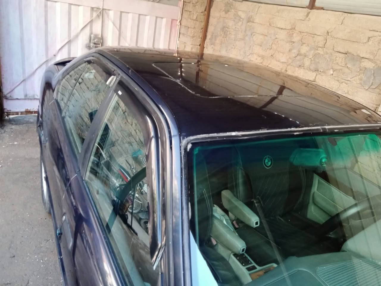 للبيع سياره بي ام دبليو موديل ١٩٩٥ محرك ٦ سلندر ٥٢٥ مسكر عدل لون نيلي  تخم تاير وصدر نظيف دبل كمبيوتر وبرده خلفيه وتبريد شغال ثلج السيارة بأسمي وتحويل مباشر رقم بغداد الغزاليه مكان السياره في الحله السعر ٧٧$  للمعلومات الاتصال...
***********
