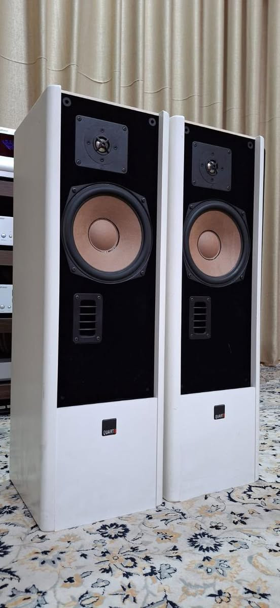 QUART 350S speakers
سماعات احترافيه
جودة صوت و دقة صوتهم في اعله مستوا
جدا نظيفات
Made in germany

***********
