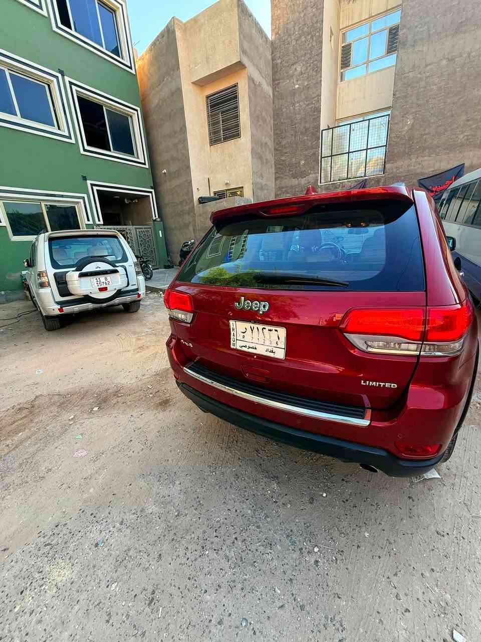 🚘 للبيع | Jeep Grand Cherokee 2014 خليجي 🇬🇧🔥
✨ مواصفات خليجية مميزة:
✅ كرسي كهربائي
✅ فتحة سقف
✅ جنطة كهربائية
✅ بصمة أبواب
✅ بصمة تشغيل
✅ وباقي المواصفات الخليجية المعروفة

🛠️ ملاحظات السيارة:
✔️ بيها بارد خفيف فقط
✔️ حدادية وصدر مكينة جاهزة
✔️ السيارة كاملة من كل شيء وجاهزة للاستخدام

💰 السعر: 190 ورقة (قابل للتفاوض بالمعقول)

📍 الموقع: بغداد
📞 للاتصال: ***********

🔥 سيارة نظيفة وجاهزة، فرصة للجادين فقط.
