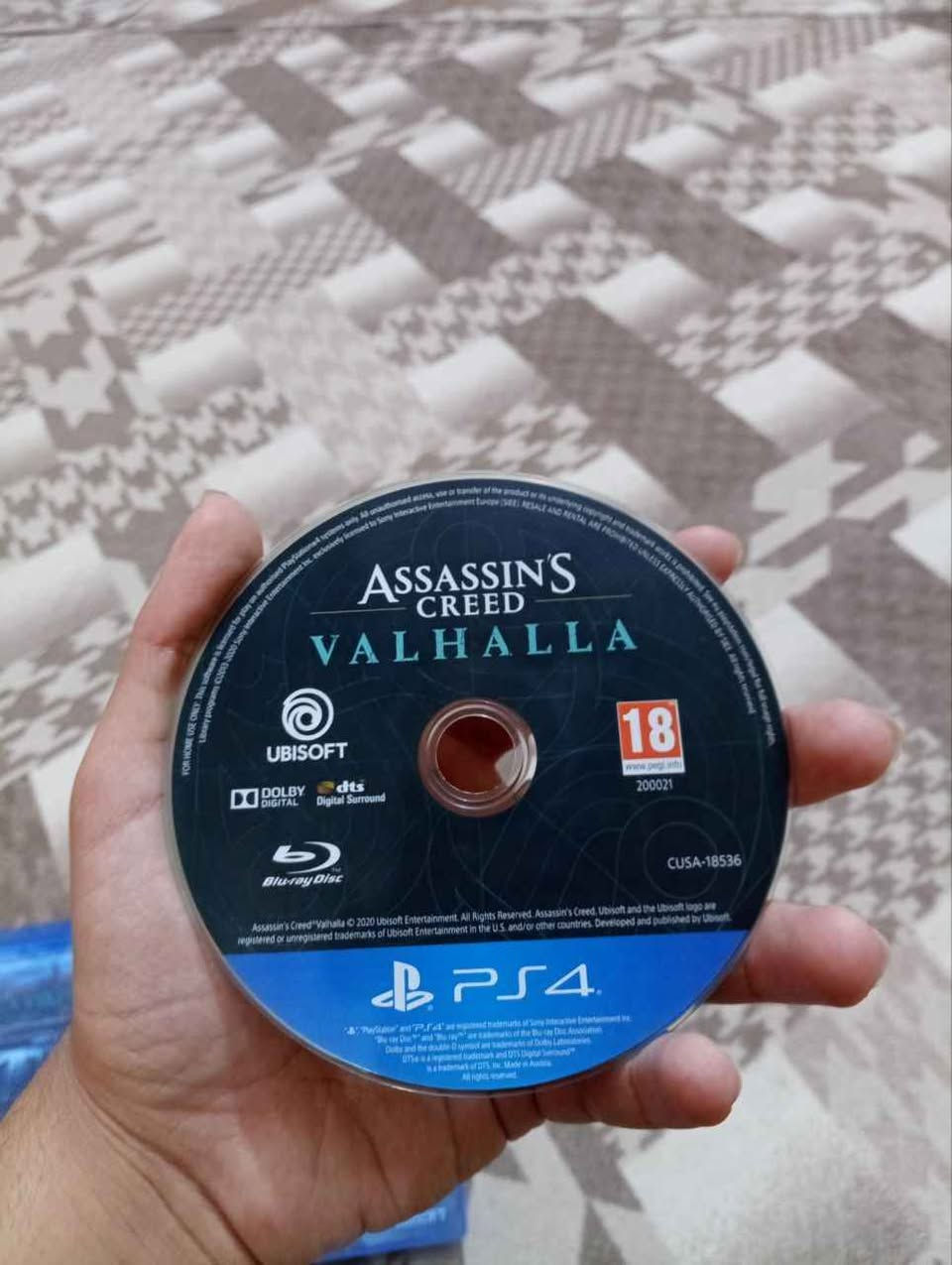 ( قرص للبيع أو المراوس  ) قرص لعبة اساسن كريد فالهالا جديد وعل فحص السعر (15 ألف) قفل أو مراوس بقرص اساسن كريد ميراج فقط العنوان ميسان حي المعلمين الجديد الفتحة الثانية قرب مدرسة طرابلس للبنات الابتدائية الهاتف *********** عمارة, ميسان
