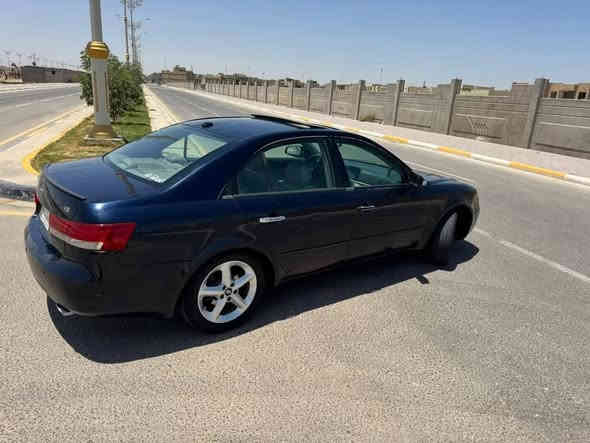 للبيع هيونداي سوناته
موديل 2007
رقم بغداد باسمي 
فتحت سقف
كشنات جلد كهرب تدفئه
ويل كروم طخم تايرات جدد 
باتري جديد 
مكينه وكير مال كصه صارلهم شهر من شديتهم السياره فول لمتد 
مكينه 6 سلندر 3300
تبريد تدفئه شغاله 
بيه صبغ جاملق 3 قطع 
السعر 115 وبيه مجال 
***********
***********
