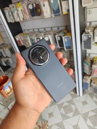 هونر ماجك V3 • ٥١٢ • شاشة دفترية طافيه