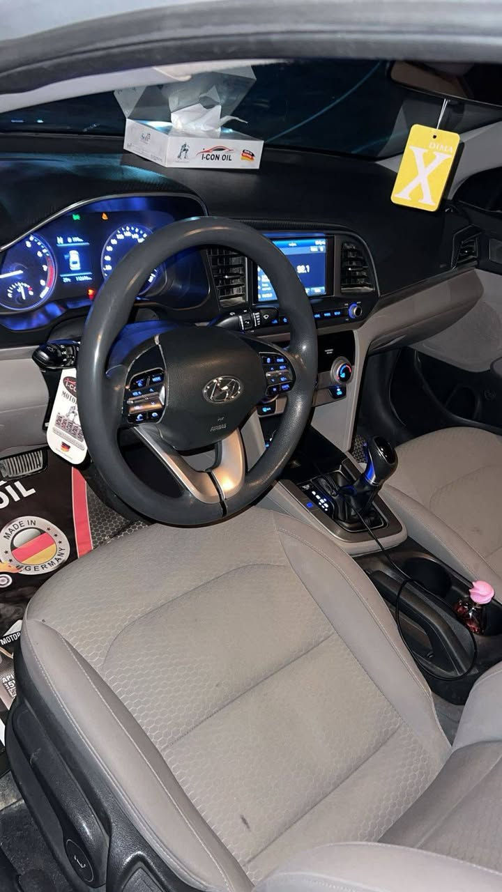 السلام عليكم سيارة النترا وارد امريكي 2019 ضرار جاملغ الخلفي الايسر وباب 
سعرها شده و25ورقة 
(يوجد نقد ، اقساط)
مكاني بغداد الدورة 
***********واتساب
