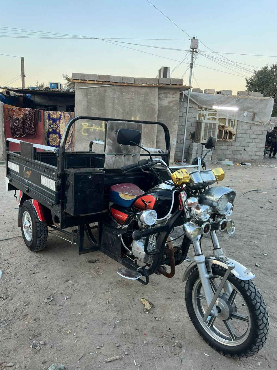 سلام عليكم ستوته البيع موديل 24مكفوله عامه مناقصها كلشي كهربيات شغاله ركبه شاصي تخم تاير وراق صولي المكان بغداد تقاطع درويش التصال ***********
