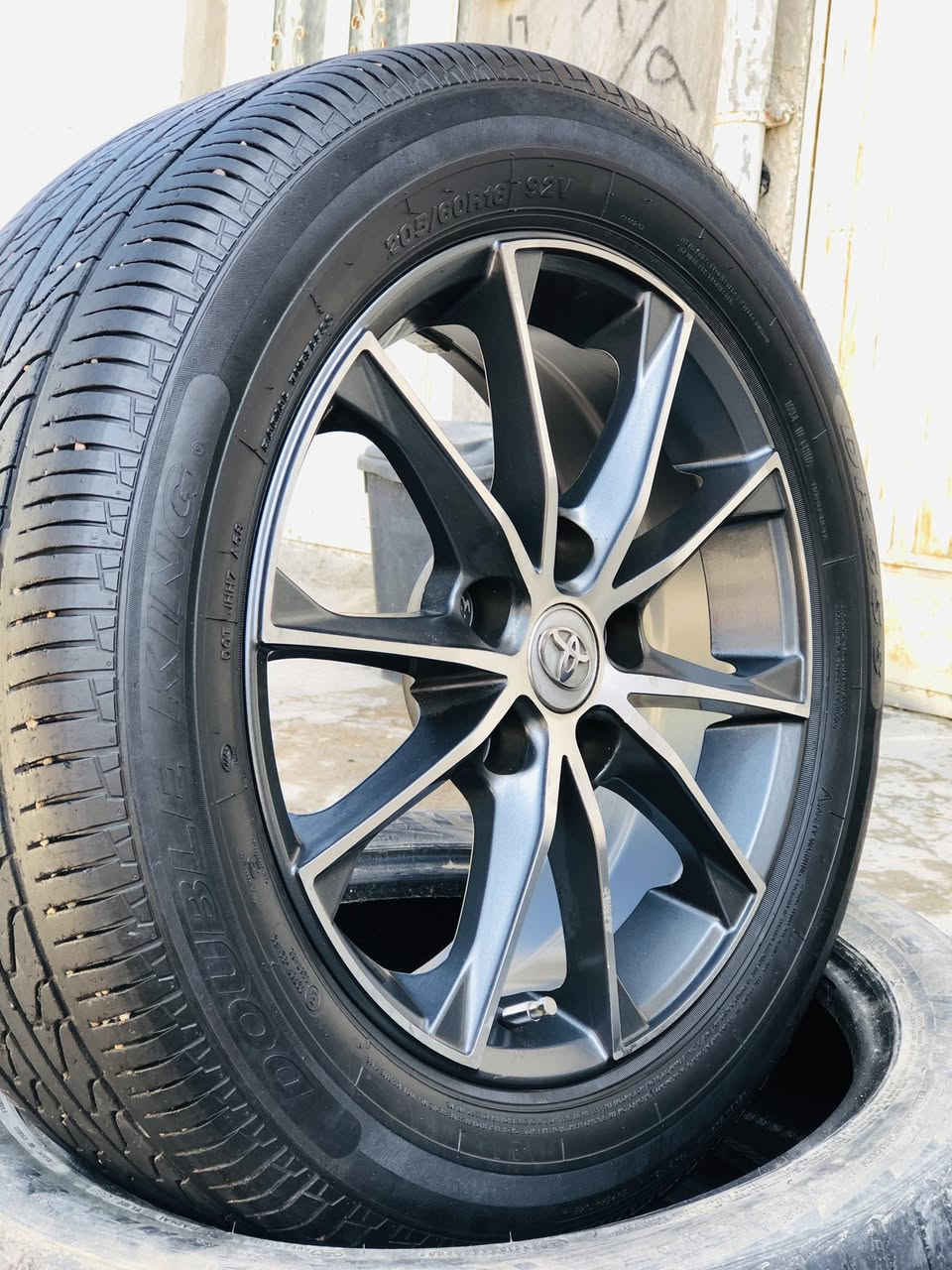 ئه م تايه ويله مان هه يه  بوو فروش يان گورينه وه ماشاءالله شتيكى زور جوان و بى عه يبه ماشاءالله لوك لوكه قياسى ١٦يه سپورته 
به يارمه تى ئادمينى دل ❤️🥰
***********
***********
