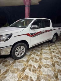 هايلوكس • ٢٠٢٥ • ماشيه ١٢ الف