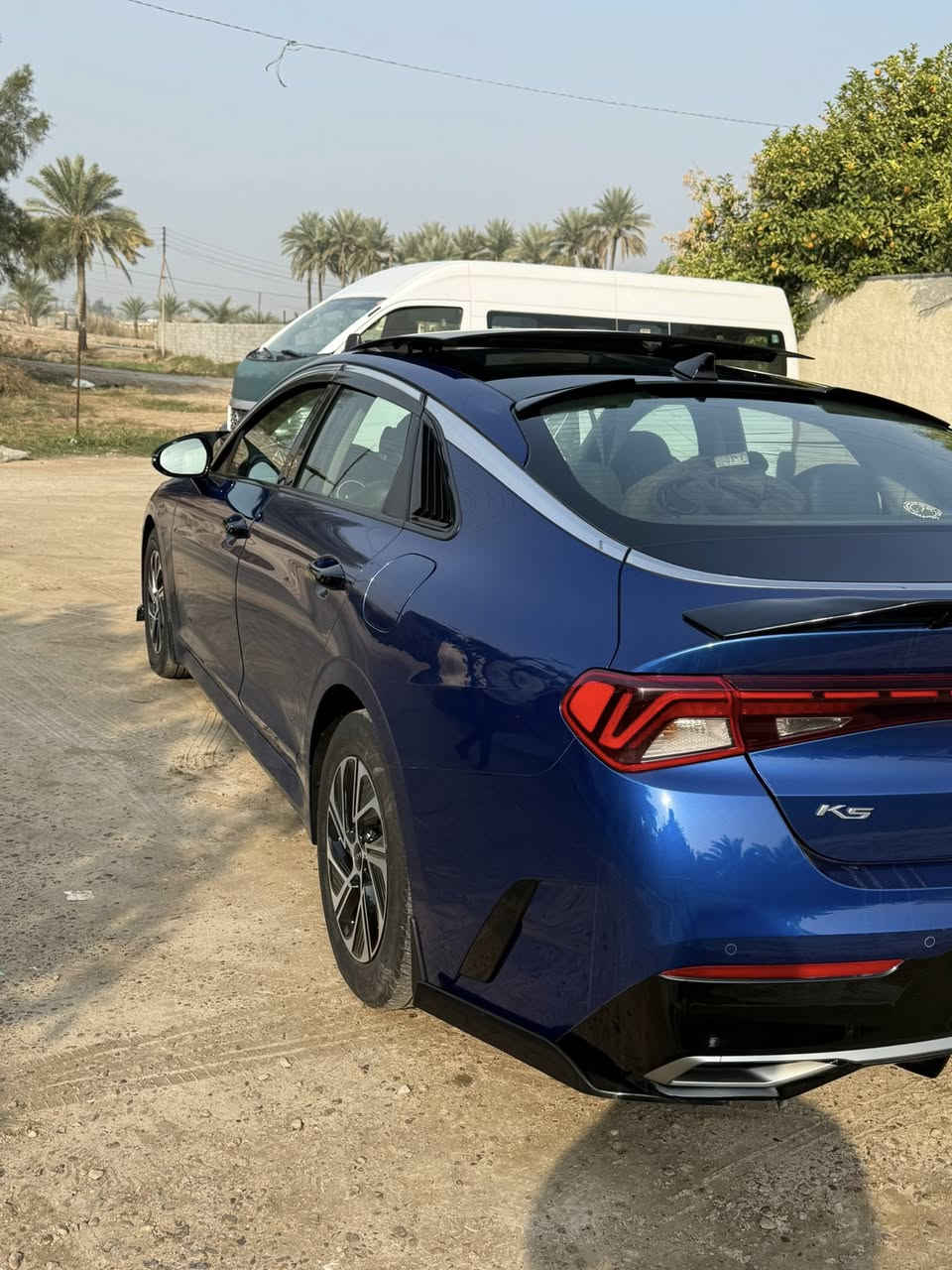 السلام عليكم K5 
موديل2022سيارة لون مميز فول مواصفات عدا القطعتين تبريد مواصفات السيارة بصمة شاشة بنوراما اشاير بالمري تقط عمياء كشان جلد تدفئة وتبريد استيرن تدفئة وتبريد كشن السايق كهرباء خمس وضعيات قيادة ذاتية لد متصل على طول المسطرة داخل صاج عليها كت كامل اكسسوارات سعرهن300الف ممشة السيارة 65الف سيارة جديدة ومال جناي حادث السيارة فقط بدنه مال المازدة اليمنه مرجعه بدون صبغ وتضرر البنيد شوية وتم استبالة نفس اللون السيارة ليبل واحد بدون قطرة صبغ سعر195وبيها مجال 
الرقم:***********
