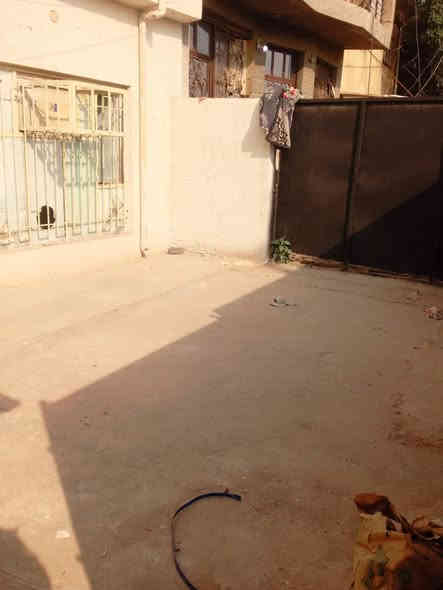 بيت للايجار مساحة 60 م طابقين مدخلين خدمات خارجية و داخلية كراج استقبال مطبخ وغرفة نوم وحدة وسطح + ماطور ماء الدورة شارع 60 قريب المتنزه قريب ع شارع وقريب ع خدمات السعر 400 ألف قفل 

*********** واتساب
