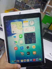 آيباد ٩ • ٦٤ • نضافه ٩٩٪