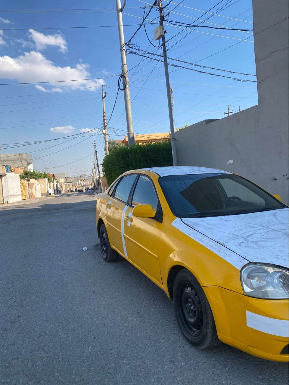 سياره شوفليت اوبترا موديل 2010گير عادي گيرو مةكينه بة شه رتي سةت فيتر سنةوي بلاستة كة بانكانو دارو بة ردي له گة له بوي كراوه ته بريد لةسةر سويجة سارد 🥶سياره كة مالي كاسبيه گورينه وه دكم 
سعر 35 كمةك مةعاملة 
رقم *********** فايبر واستاب
*********** اكر, نينوى
