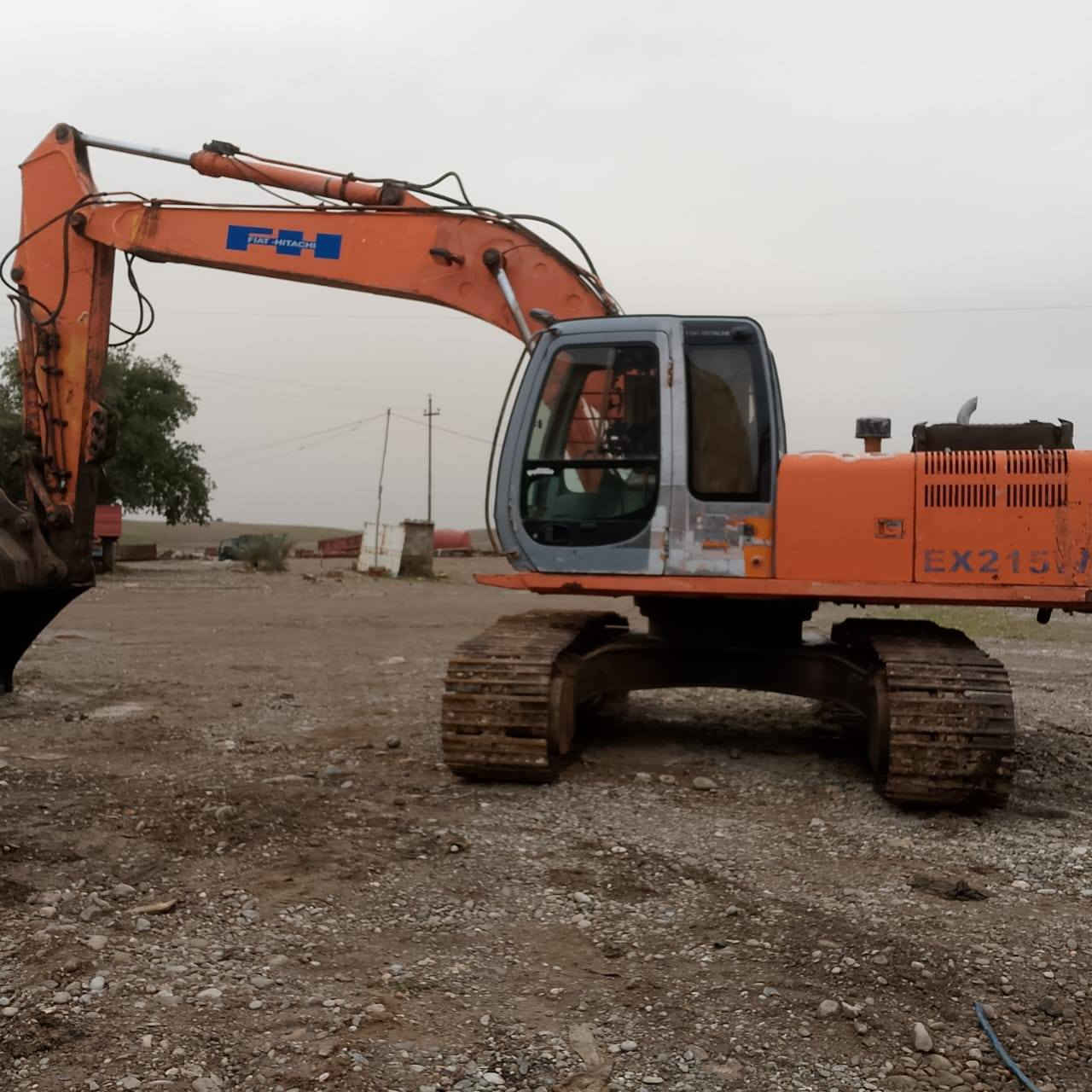 إعادة النشر بسبب الوعود الكاذبة للبيع حفاره فيات هيتاشي حجم 215 رقم اربيل دولي بسمي تحويل مباشر موديل 2000 السعر 135 و بيها مجال رقم ***********
