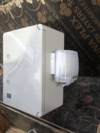 للبيع بورد حماية +سويج شحن خاص للسيارة الشحن وتر بروف  والشغل مثل ما م...