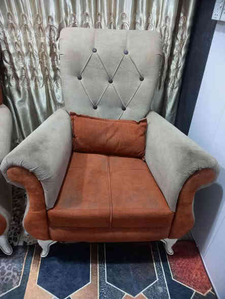 متاح تخم 10 نفرات اخو جديد مكان طويريج يم محطه تعبئه وقود الهنديه السعر 260 الاف ***********
