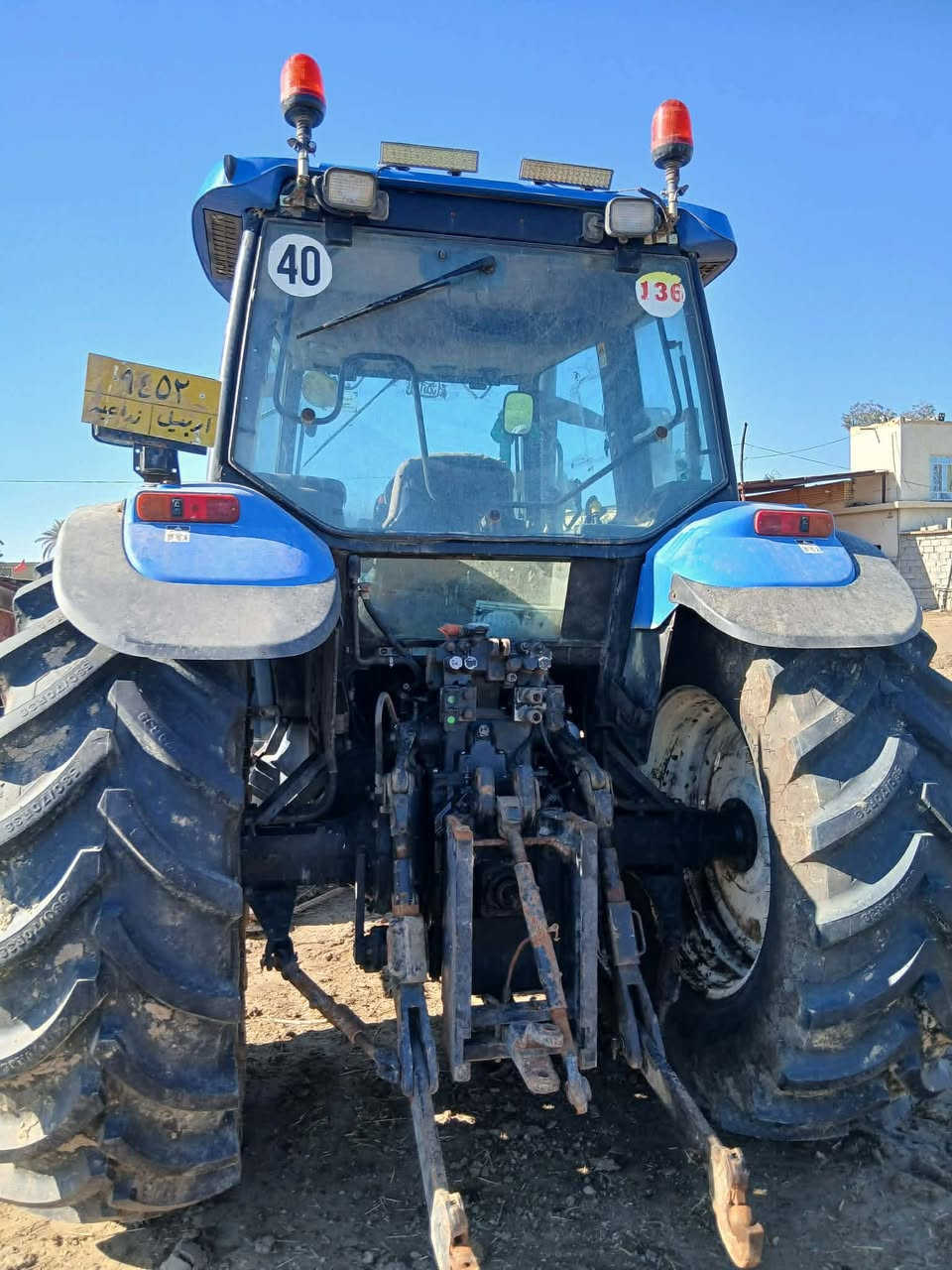 سلام عليكم 
للبيع 
نيهولند نص كهربائي 
حجم 130
موديل 2006
كفاله عامه
السعر36
مكان بابل

‭0783 847 1749‬
