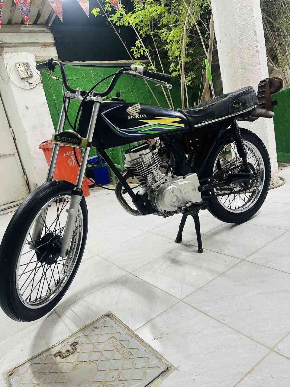 السلام عليكم درجه ايراني البيع ادوات مكفوله من كلشي ملاخظه بدون سيبايه مو وياه سعر 350 بيه مجال مكان البصره العوجه رقم ***********
