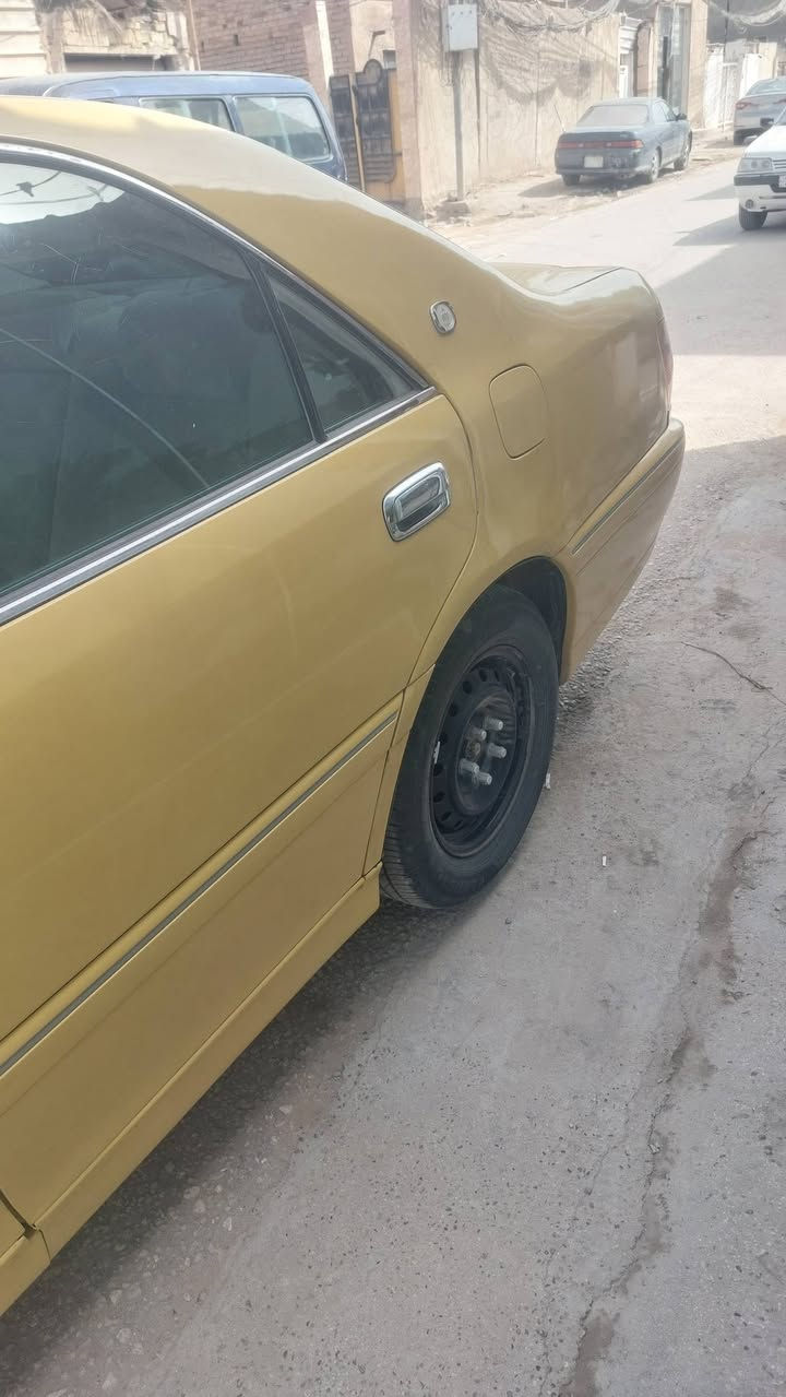 السلام عليكم
كصتين جاهزه D4صبغه جديده بعدها ما مبولشه سنويه صاقطه هستوها 
نقص التبريد فقط راديتر عليها غرامات ٤ اوراق ينزلن من سعرها 
السعر ٥٠ وبيها مجال او مراوس بكصه وحده وانطي فرق


**إذا كنت صاحب هذا الإعلان وتريد حذفه لأي سبب، رجاءا أرسل رسالة إلى الدعم الفني**