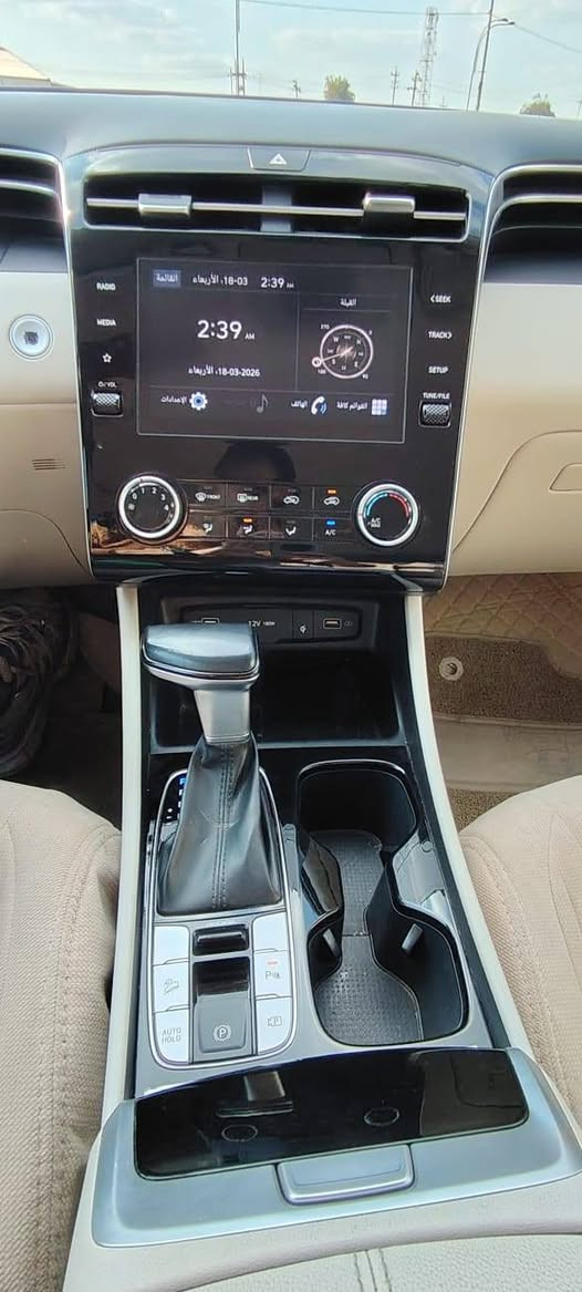 للبيع توسان ٢٠٢٤ خليجي رقم بغداد تحويل مباشر ماشيه ٤٧ الف سياره مكفوله من الصبغ والشخوط عدا رصعه صغيره مسحوبه PDR مامبينه فقط بالسونار تطلع محرك ٢٠٠٠ دوش بصمه بردات ابواب كشنات كهرباء داخل بيجي اسبير مانازل بصمه احتياط كتلوكات برده خلفيه كل غراضها موجوده السعر ٢١٢ ورقه مجالها بسيط السياره بالحله *********** بيع فقط
