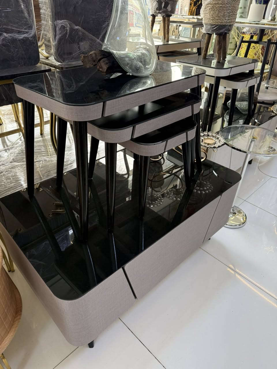 البسملة 
اسعد الله اوقاتكم بكل خير وسعادة يارب


**إذا كنت صاحب هذا الإعلان وتريد حذفه لأي سبب، رجاءا أرسل رسالة إلى الدعم الفني**