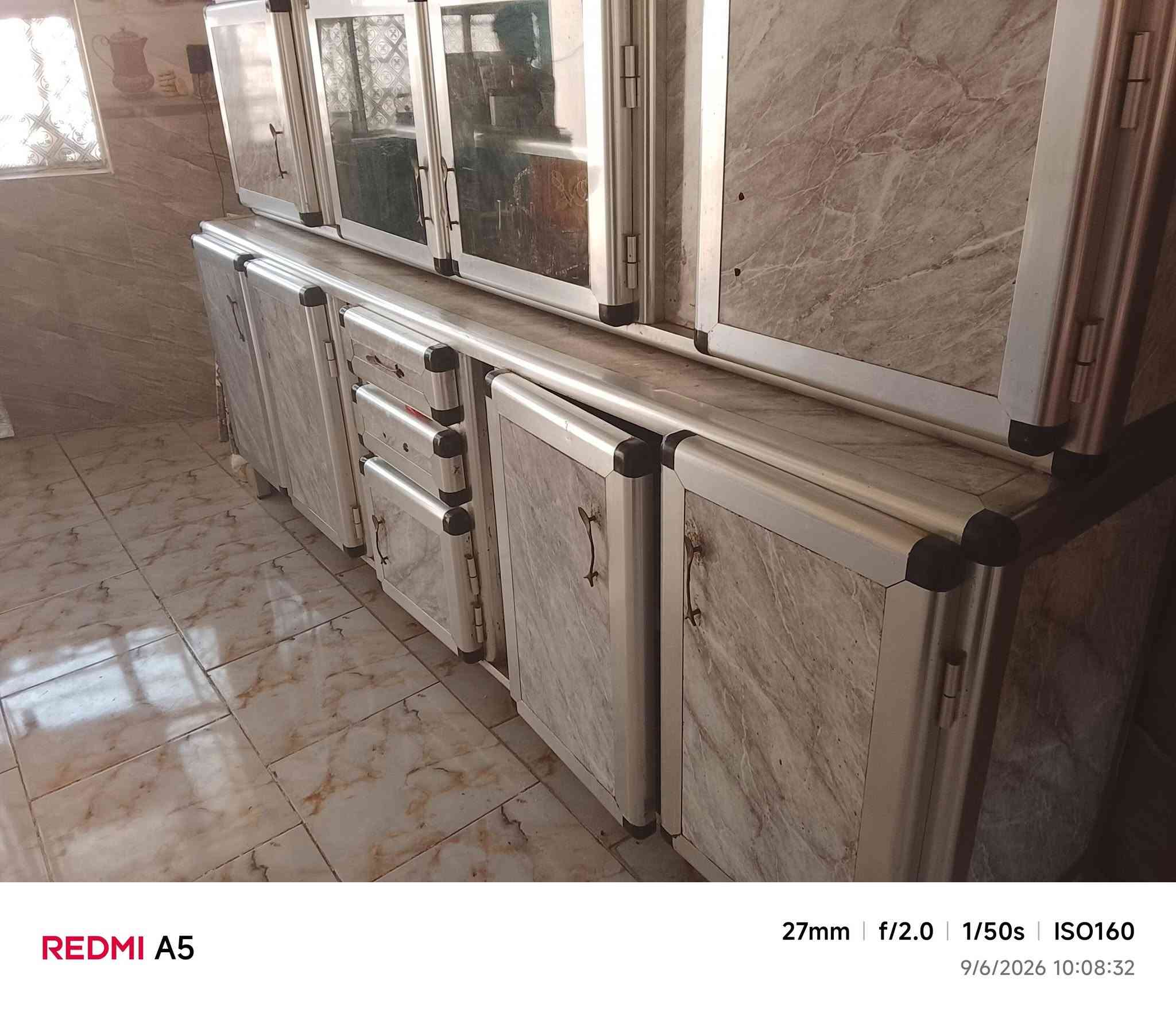 سلام عليكم ورحمه الله وبركاته كاونتر للبيع الطول مترين ونص بيه ملاحظات بسيطة  مكاني نجف حي ميسان


**إذا كنت صاحب هذا الإعلان وتريد حذفه لأي سبب، رجاءا أرسل رسالة إلى الدعم الفني**