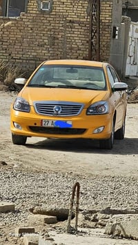 جيلي موبل سياره حلوه ونضيفه مكينه توني شادهه صار اقل الشهر تخم تاير سن...