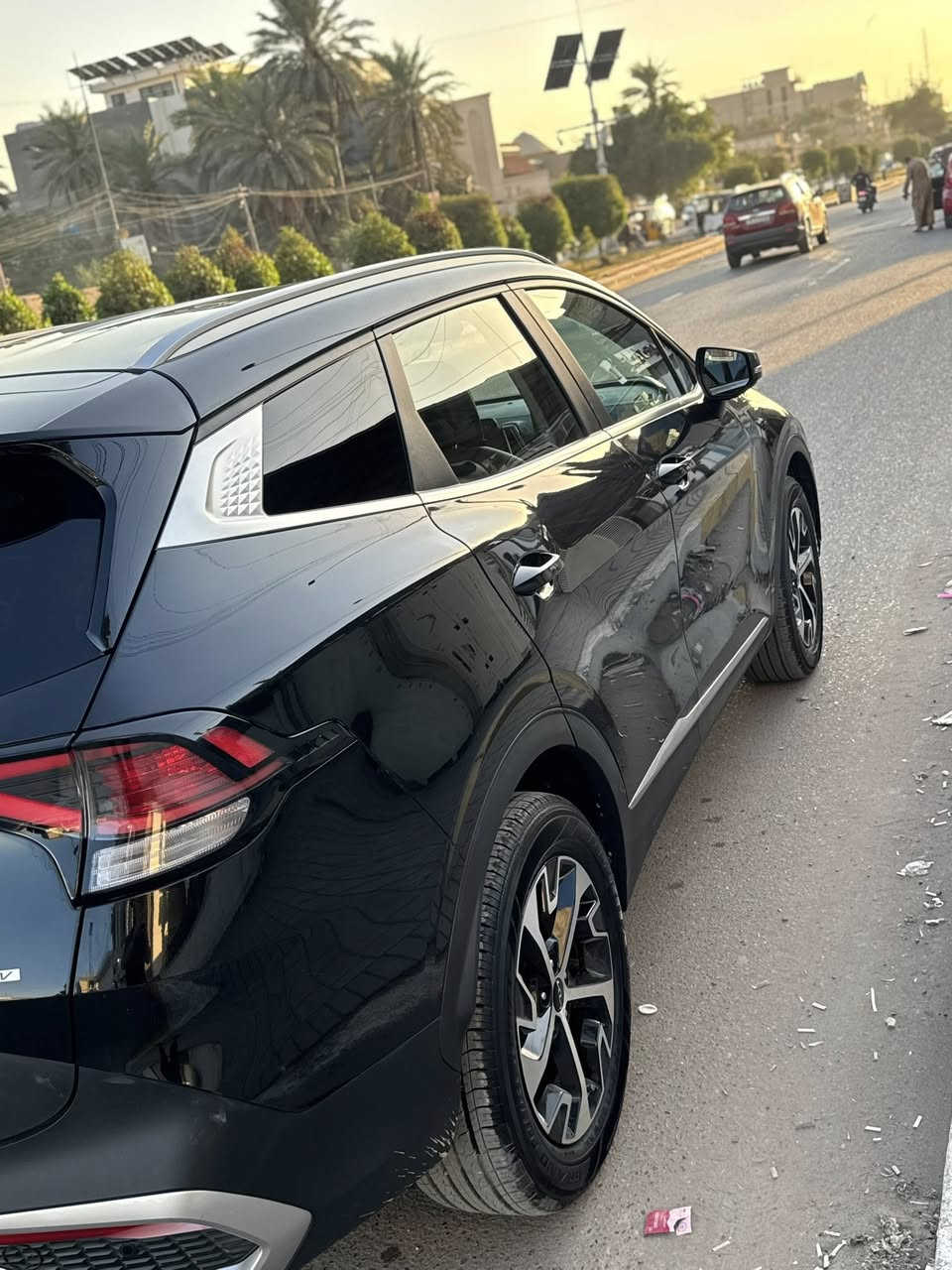 سبورتج هايبرد2023 امريكي EX نص فول حادثها جاملغ وبنيد ماشيه 33 سعرها 185 وبيها مجال حك الجيه تفاصيل اكثر *********** بغداد
