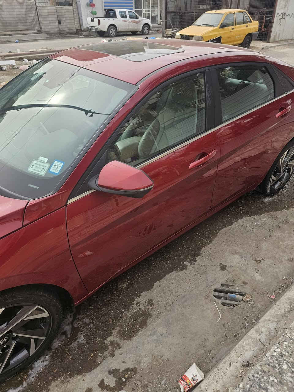 النترا امريكي فول للاخير لمتد موديل 24 بصمه فتحة سقف رادارات امامي وخلفي وجانبي تشغيل عن بعد المكينة الفين دوش توقيف ذاتي خمسه كامرات سايد بريك بصمه ماشية 35 الف  السيارة دخول جديد بسمي المنفيس بدون أرقام بيه بس الجاملغ الاماميه مبدل السعر اتصل على الرقم ***********
