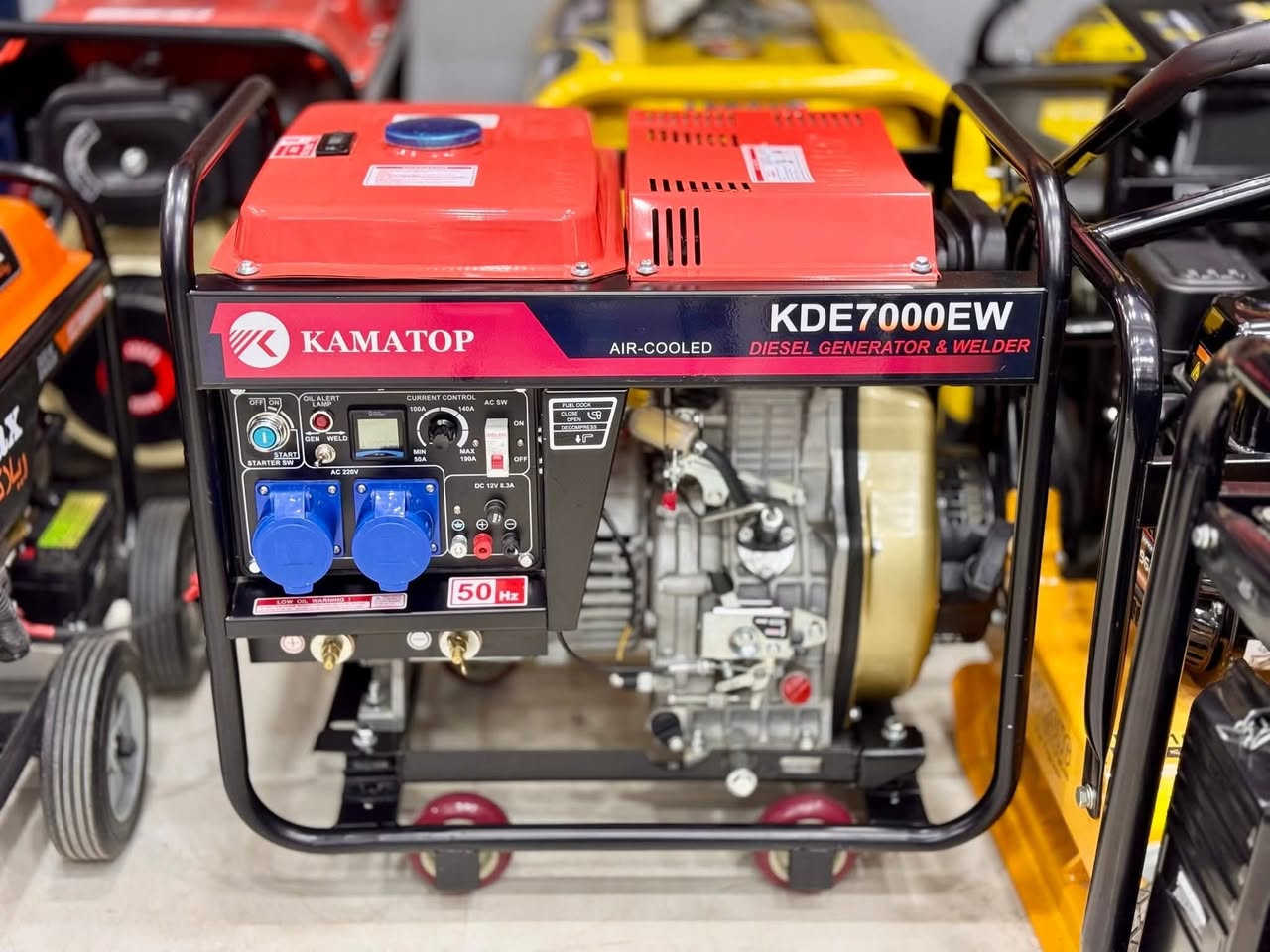 #مجمع_الاعرجي ..
.

مجموعة مختارة من مولدات البنزين والديزل (كاز)

باحجام مختلفة 10 امبير / 12.7 امبير / 20 امبير / 25 امبير 

بالاضافة الى محركات حجم (6.5) حصان و حجم (13) حصان 
و محركات ونج ومحركات كاز و محرك روبن ،

ومضخات ماء جميع الانواع ..
 
☎️ للاستفسار والمعلومات اكثر يرجى الاتصال او المراسلة على الارقام التالية : 

*********** 📞 
 *********** 📞 

متابعة للصفحة ليصلكم كل ما هو جديد 🆕

📍العراق / كربلاء - شهداء الموظفين - الشارع الرئيسي .
