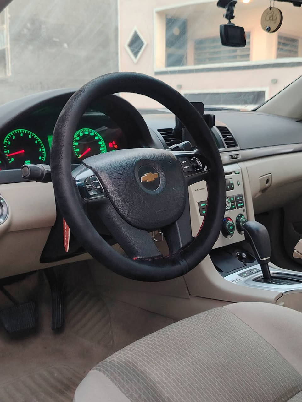 السلام عليكم شوفرليت لومينا 2008 Ls محرك ٣٦٠٠ سياره جاهزه تحكم استيرن مكينه وكير خير من الله صدر أمامي خلفي كله جديد كشن كهربائي سياره نضيفه قطعتين صبغ جاملغ أمامي وباب جهت السايق نقص بس تبريد رقم اسليمانية السعر ٨٥ بيها مجال مكاني بغداد ***********
