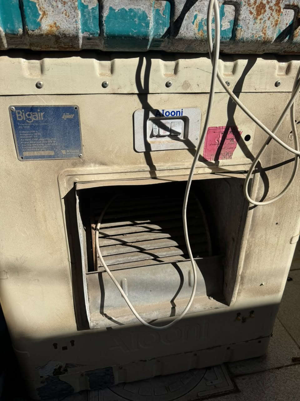 السلام عليكم اثاث بيت للبيع "مستعمل بحالة جيد جدا"

غرفة نوم بسعر مليون ونصف قفل قفل

غرفة نوم اطفال ب 200 الف 

كاونتر مع ملاحق وسنك ب 250 

ثلاجة سونك حالة ممتازة ب 350 الف قفل 

مبردات "alone" استخدام سنة واحدة فقط السعر 175 بيها مجال

المبردة الثانية  : 100 الف قفل 

للتواصل بيع كلها سوية

او للبيع متفرقة براحتكم 

***********
