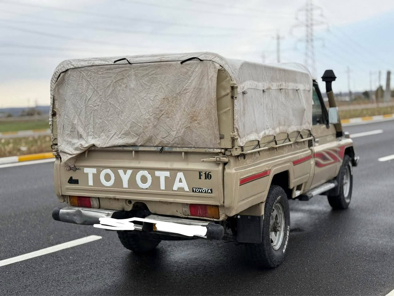 تةنها ٤٨ وةرةقة 😱

ميگزةمين ١٩٩٦ علوج (ادوات_بدون رقم) 
سةيارةكة مةكينة ٣ ايفي ٦ گيرة نموونةية لة جواني گيرو مةكينة و دةبل ئةكسلي بةشةرتة ٤ تاية و ويلي لؤكي لةژيرة توند و تؤلي بةشةرت سةيارةكة مالي دةشت و كيوة هةموو گياني وةك شةريكة ماوة نموونةية لة جواني 

سعري// ٤٨ وةرةقة
شوين// كؤية 
*********** كويسينجاك, أربيل
