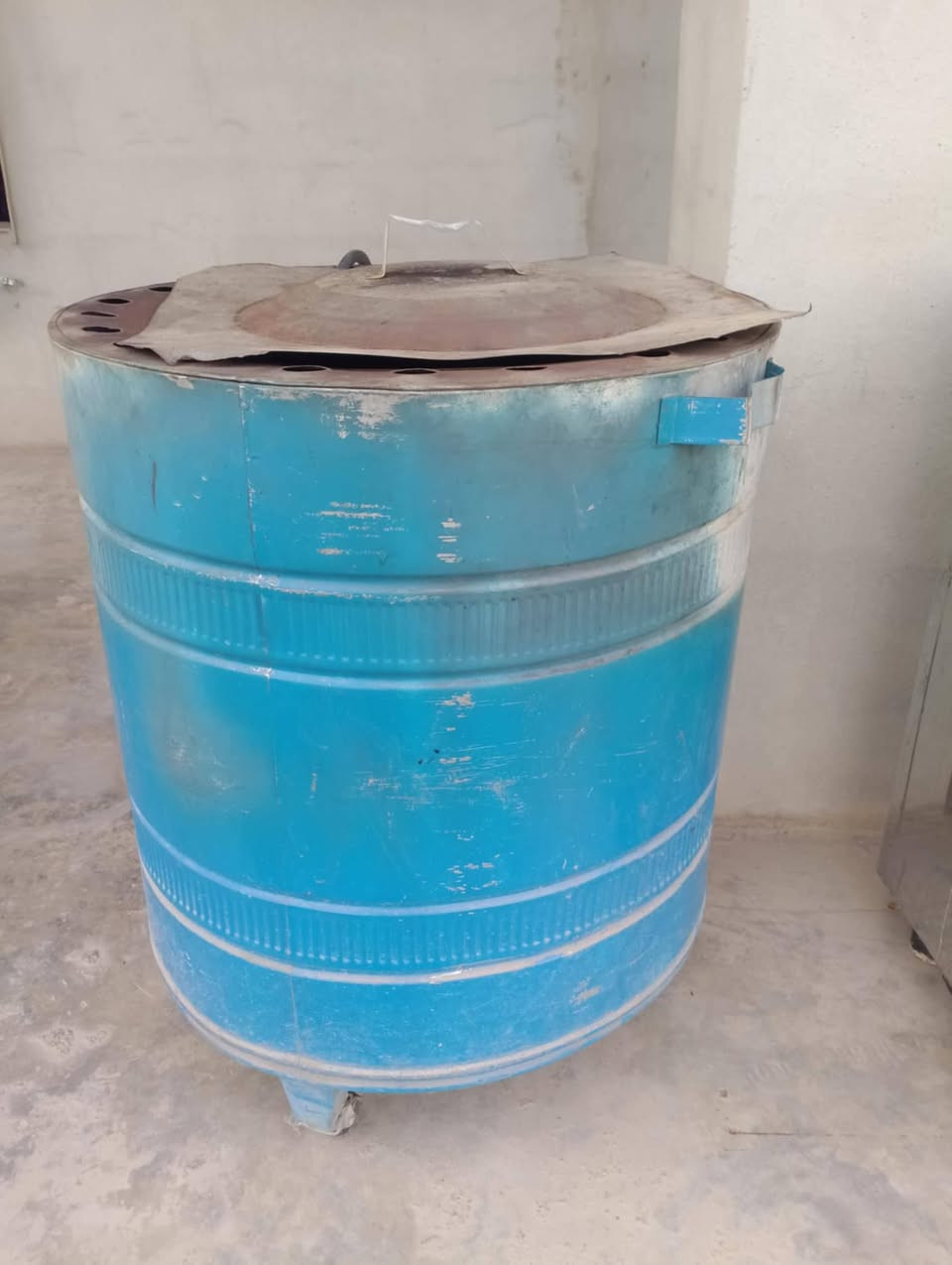 مكلف بنشر للبيع اسعر ***********
