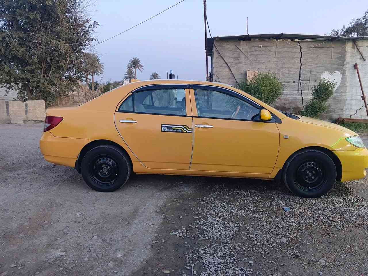 السلام عليكم ورحمة الله وبركاته
للبيع بي واي دي موديل 2011
سيارة جاهزة بس المحرك ايكص عندي 
سياره تمشي او اشتغل بيه ماموكفتني ابد اب شارع يعني بس ايكص كل 15 يوم  نص لتر للستفسار هذا الرقم ***********
السعر 52 أو بيه مجال
