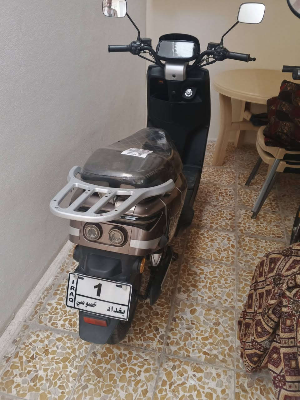 ماطور ٣١٨ لبيع فول مواصفات ست بطاريات دبل  شحن تنساه مشالله حيل زين ثلث بصمات باقي المواصفات معروفه بلاجكتورات نشرات وضع شركه كلو شرط سعر ٦٢٥ لستفسار لتصال علئ رقم ***********
