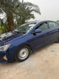 سيارة هيونداي النترا زرقاء بحالة ممتازة مع هيكل خارجي نظيف جداً. الداخ...