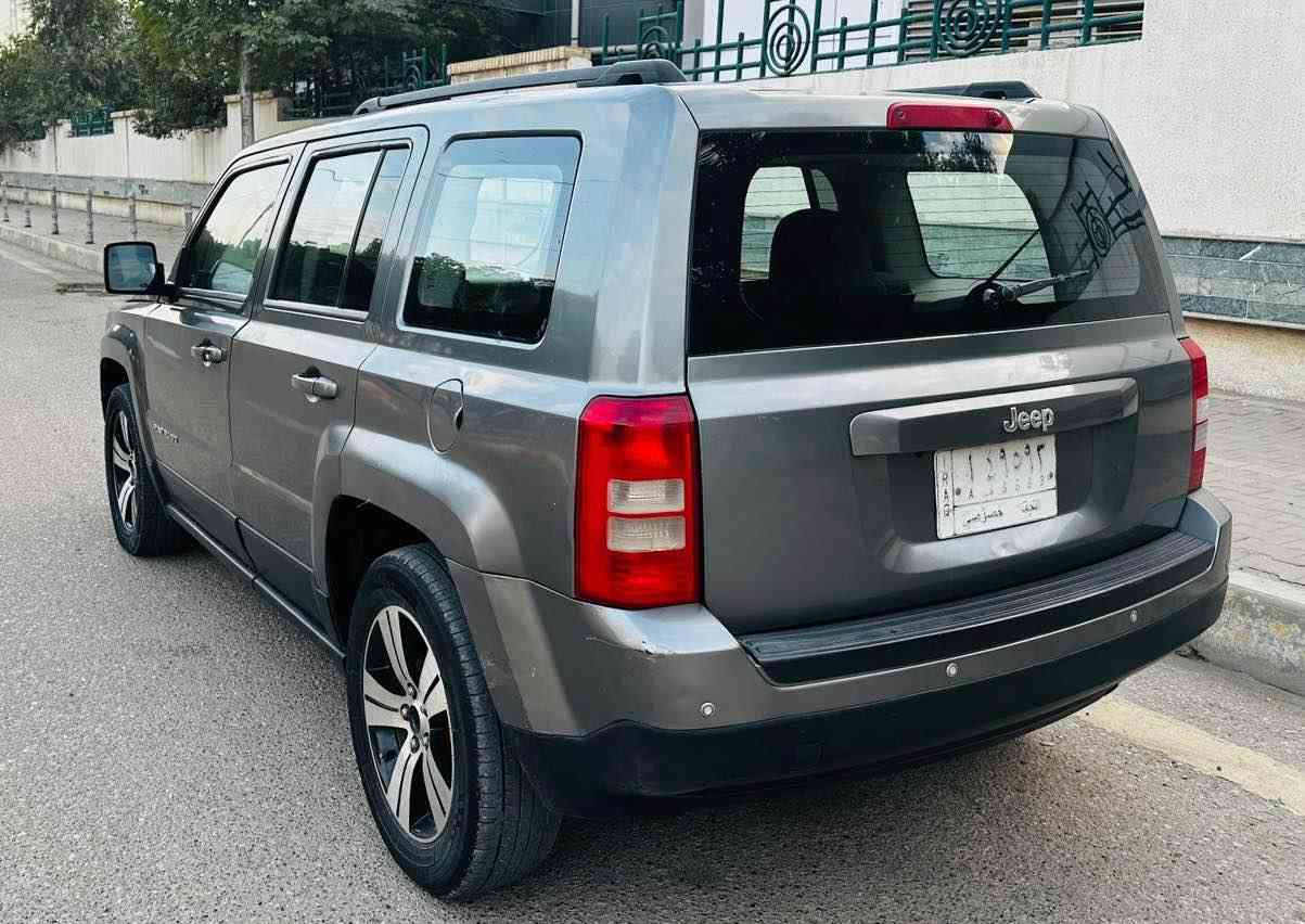 السلام عليكم للبيع جيب باتريوت مديل 2014 رقم نجف راعيهه بل عماره سنويه جديده مشروع وطني بيهه 4قطع 
السياره جاهزه من كلشي كير محرك حداده تخم تاير تبريد السياره جاهزه مابيهه نقص رايدهه ب 75 وبيهه مجال بسيط للستفسار الاتصال *********** عمارة, ميسان
