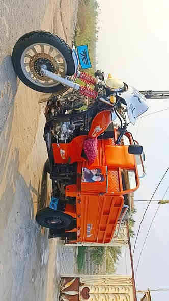 سلام عليكم  شباب ستوته فرس 22 محرك ما مفتوح الستوته كفاله عامه اوراق أصولي السعر 3300تلث ملاين وتلثميه محتاز وريد ابيع الشراي عل رأس المكان بصره قضاء المدينه الرقم ***********
