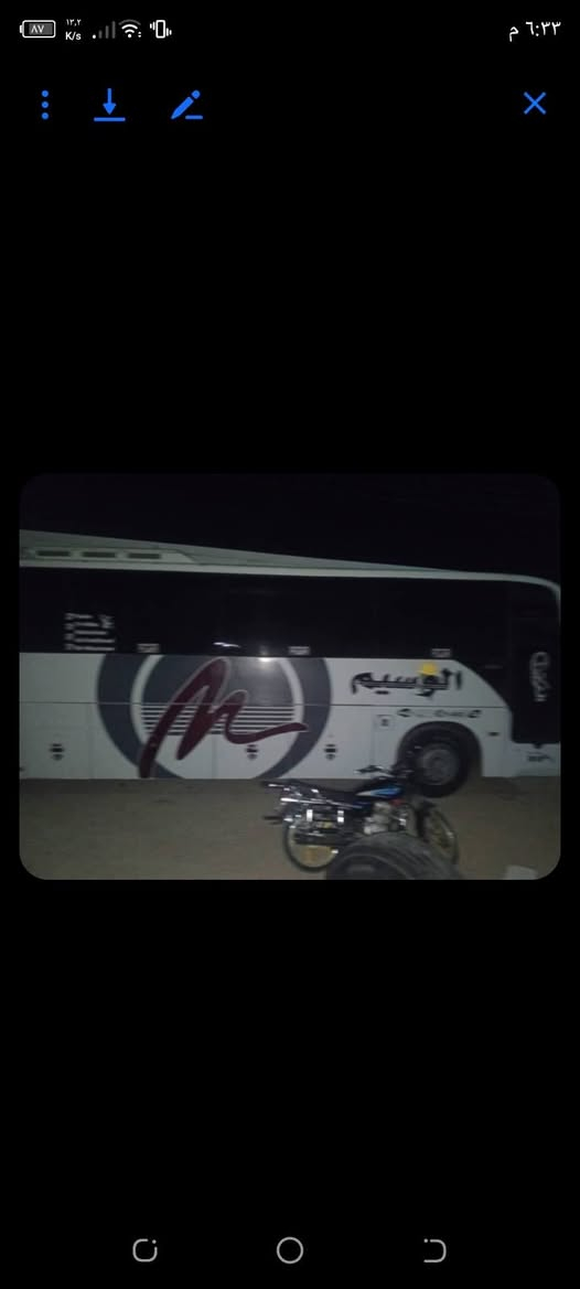 🔥🔥 فرصة استثمارية مميزة 🔥🔥
🚍 للبيع باص ميتسوبيشي موديل 1998 🚍

✅ المحرك منفوض بالكامل (نفض كامل) ✅ جاهز للعمل مباشرة ✅ عدد المقاعد 50 مقعداً ✅ جاهز للتعميم ونقل الخطوط ✅ بحالة تشغيل ممتازة

مناسب لـ: ✔️ النقل السياحي والجروبات ✔️ الجامعات والمدارس ✔️ نقل عمال المعامل والشركات ✔️ العقود السنوية والنقل الخاص

📍 موقع الباص: درعا 🏢 شركة الوسيم - درعا

باص جاهز للعمل وتحقيق دخل من أول يوم دون الحاجة إلى مصاريف أو تجهيزات إضافية.

📞 للاستفسار والمعاينة التواصل على الخاص أو عبر الهاتف.

واتس 

السعر: قابل للتفاوض للجادين فقط. :::

عنوان الإعلان:

🚍 للبيع باص ميتسوبيشي 50 راكب – جاهز للعمل والتعميم – محرك منفوض بالكامل – درعا 🔥


**إذا كنت صاحب هذا الإعلان وتريد حذفه لأي سبب، رجاءا أرسل رسالة إلى الدعم الفني**