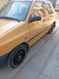 سيارة 17حلوة جديدة بيهة جاملغ خلفي معمر.     07716033492