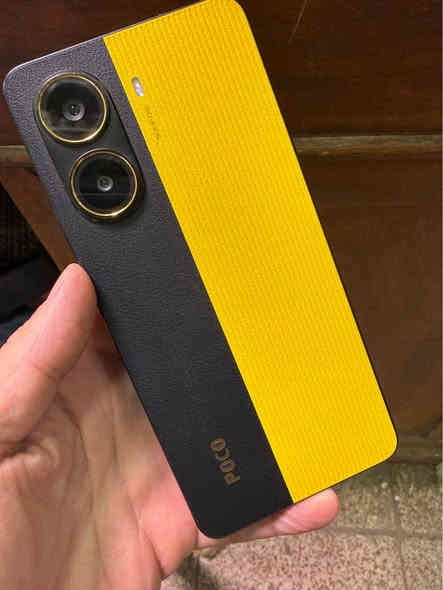 Poco x7 pro

512/16

Dimensity 8400 ultra

Camera. 50 mp

بطارية 6000

شاحن 90 واط

ملحقات كاملة

الجهاز استخدام قليل جدا

نظافه 100

بطارية 100

السعر 360.000/ اسعار ثابتة

الملك سنتر/السيدية

*********** بغداد
