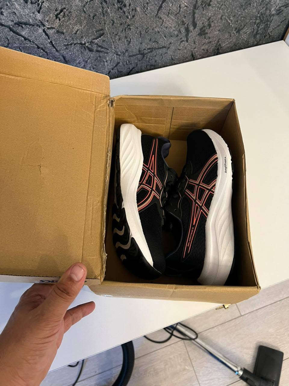 👟 Brand New ASICS Shoes for Sale 👟 perfect for walking, running, and everyday wear.
✅ 100% Brand New
✅ Original Quality
✅ Comfortable & Stylish Design
✅ Perfect for Daily Use. أربيل, العراق


**إذا كنت صاحب هذا الإعلان وتريد حذفه لأي سبب، رجاءا أرسل رسالة إلى الدعم الفني**