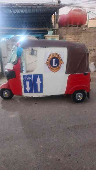 مديل 18 شهر 10. رقم وسنويه
مصبوغه عام. قطرت خياس مابيها.

كهربيات شغاله. تكتك كامله للخير

سعرها 4600. بيها مجال كلش بصيج.

مكان بغداد. ***********
