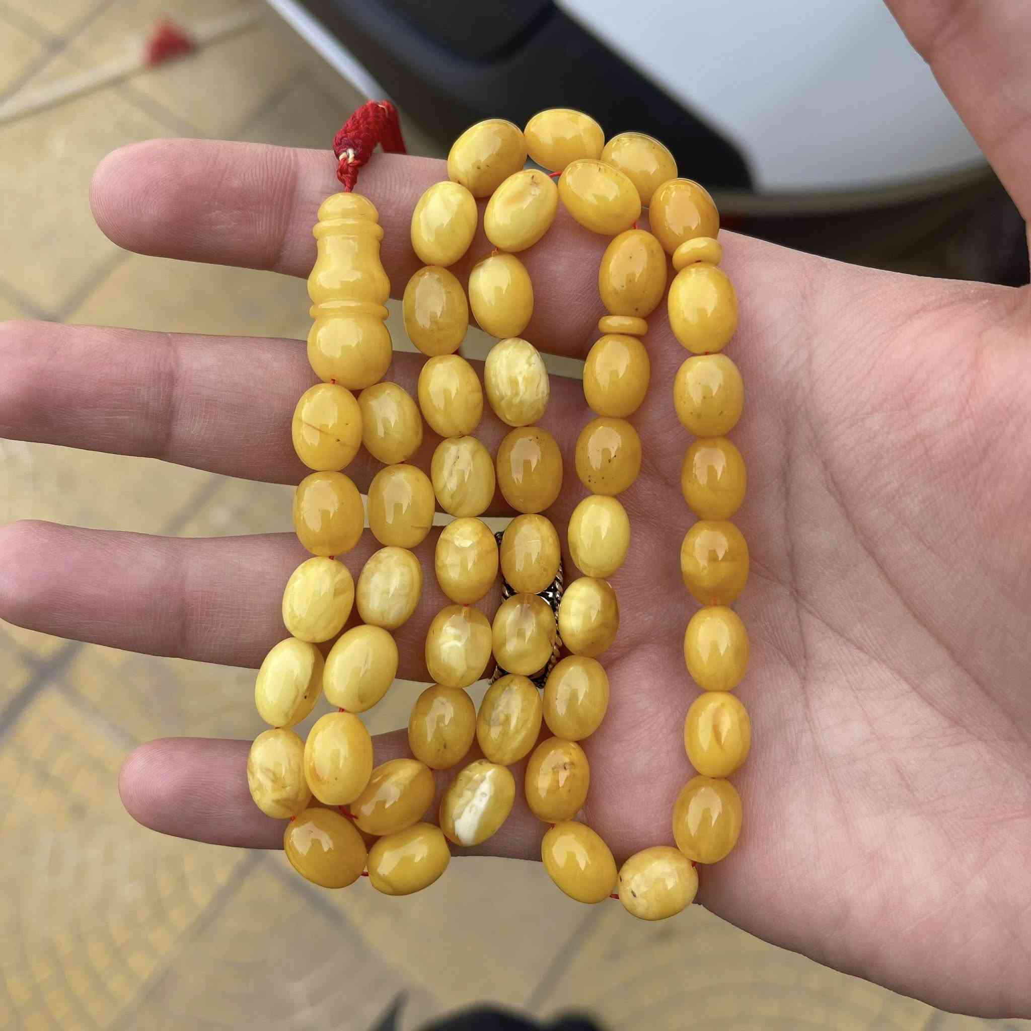 .
بولندي شجري قديم من العيار الثقيل بيها نمشات بسيطة وعدد خرز خير من الله الخرزة اللي ما تعجبك شيلها كصة الاكثر طلباً بيض حمام وبولندي و قديم وشجري وانت احكم 👌🔥

الوزن : ٣٥ غرام
العدد : ٥٣ حبة

ضمان مدى الحياة على المسباح كهرب بولندي حر طبيعي قديم كالب لون مكفول من الحرارة و الاسالة و الضغط 👍

للاستفسار خاص او واتساب 
يوجد توصيل لجميع محافظات العراق وشماله ايضاً


**إذا كنت صاحب هذا الإعلان وتريد حذفه لأي سبب، رجاءا أرسل رسالة إلى الدعم الفني**