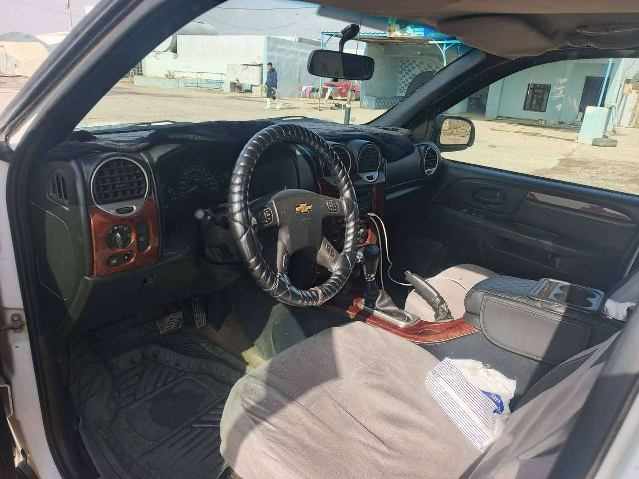 سلام عليكم مكلف بلنشر
شوفليت بلايزر
موديل 2005 بدون صبغ 
محرك وكير شرط 
حداديه امامي وخلفي جديد بشرط تخم تاير جديد تبريد تدفئة كهربائيات كله بشرط بلادية
   سياره مكفوله  مكفوله كفاله عامه داخل صاج 
سعر 85 ورقة بيه مجال بسيط
مكان صلاح الدين بيجي 
***********
مراوس حسب قناعه
