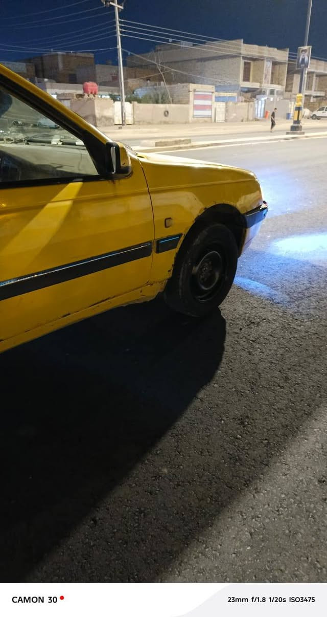 بيجو مديل 12 ......405 سنويه نافذه كير مكينه خير من الله حداده جديده كهربائيات  كلها  شغاله راعيها موجود هيئه ع المشتري سعر 22 وبيها مجال الشراي  يتصل لا يوجد خاص ***********
